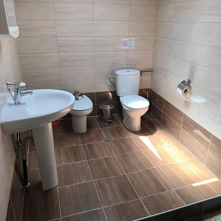 делфини Bed & Breakfast *