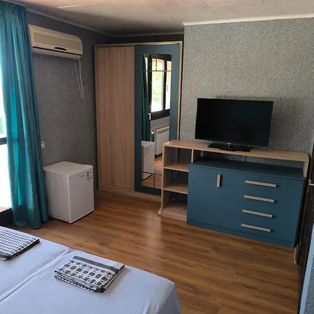 делфини Bed & Breakfast *